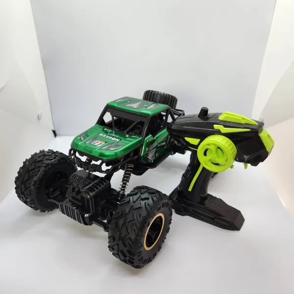 Latest 2.4Ghz 2WD RC Rock Crawler with Rally Power